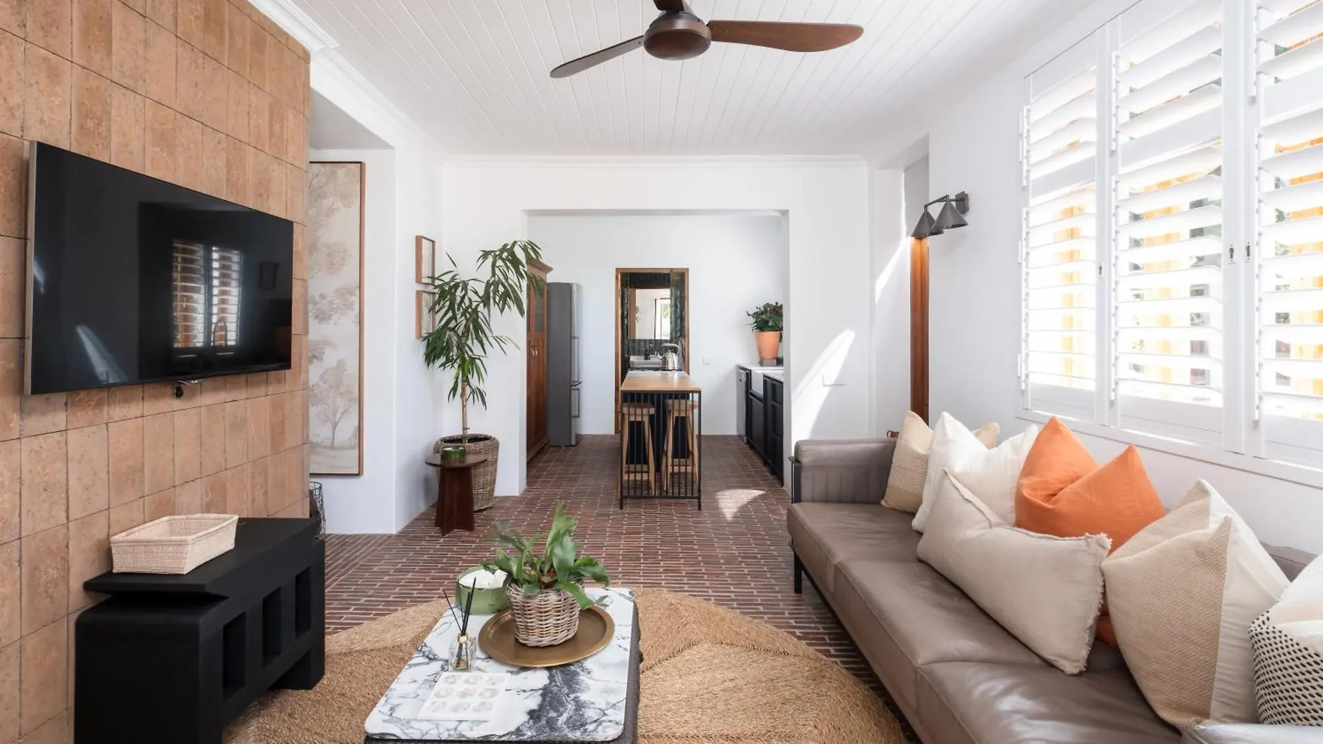 Tamboerskloof Luxury Apartment. Cape Town